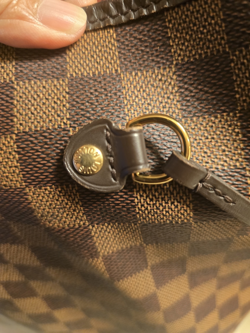 Louis Vuitton Neverfull Tote in Damier Ebene Canvas - Picture 3 of 11